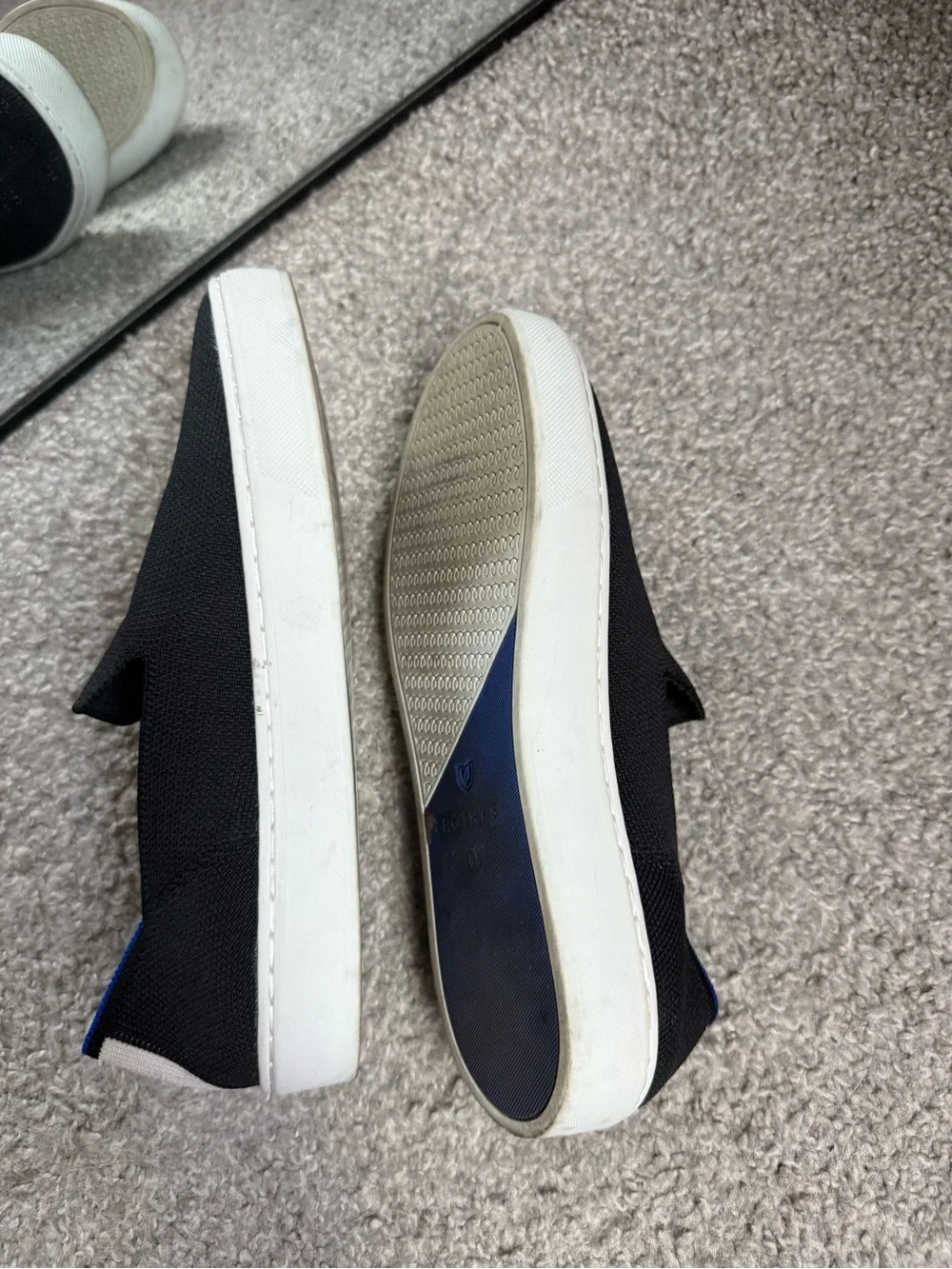 Black rothy shoes 6.5